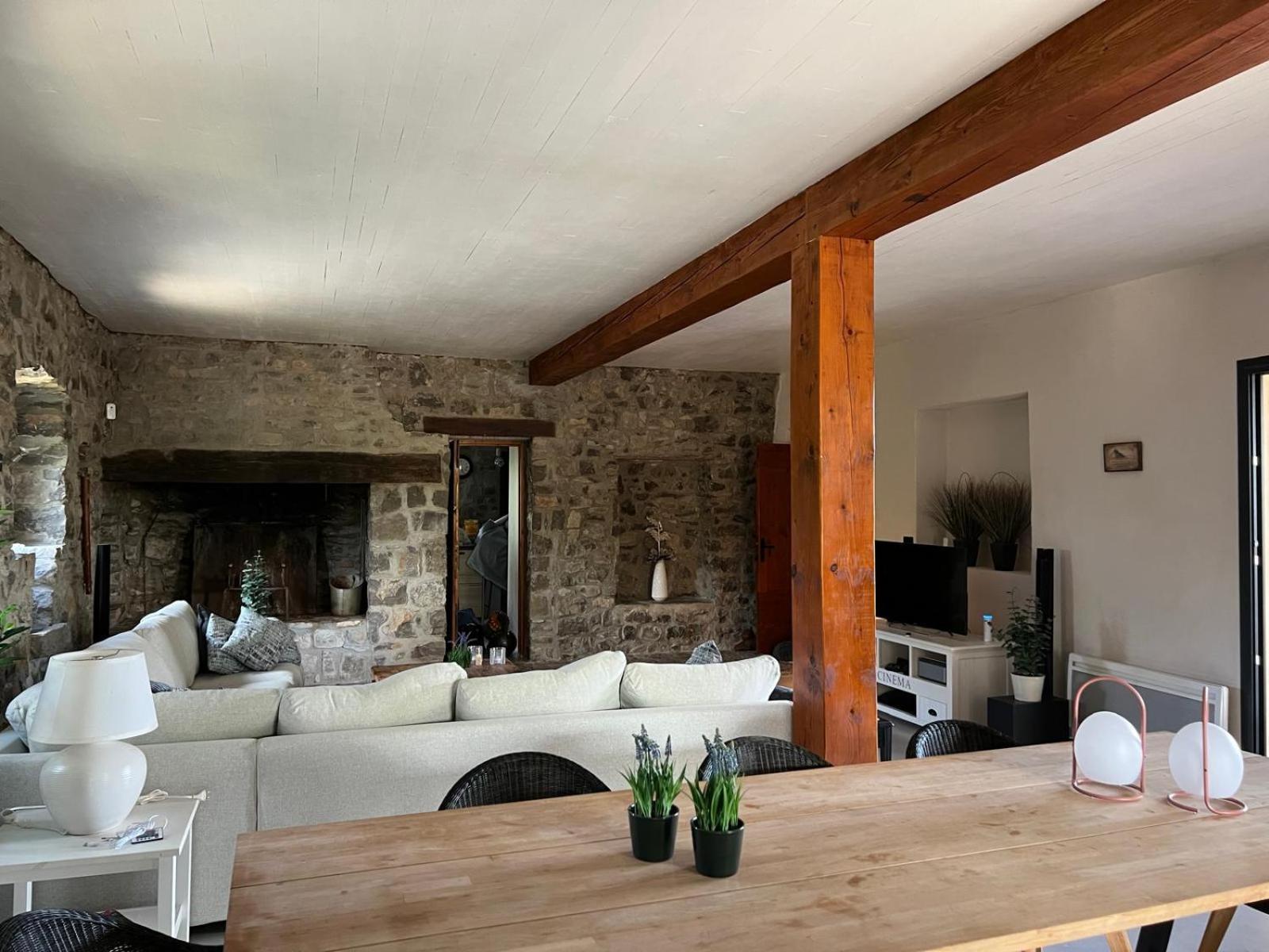 Luxurious Family House With Pool In Ardeche. Villa Les Vans Buitenkant foto