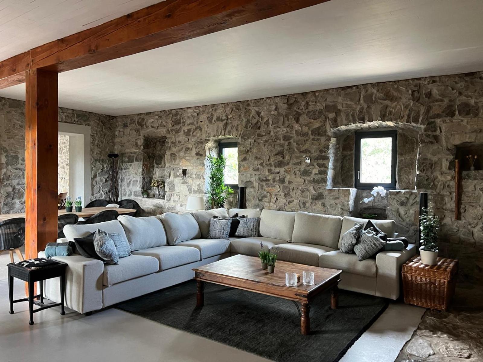 Luxurious Family House With Pool In Ardeche. Villa Les Vans Buitenkant foto